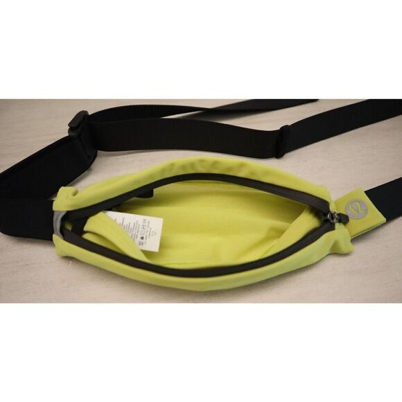 Lululemon LU9ARUS Unisex L/XL Neon Yellow/Black Fast Free Mini Run Belt *Rare - Picture 6 of 9